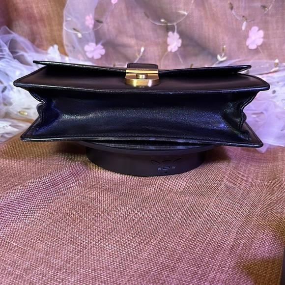 BALLY Vintage Black Leather Combination Lock Clutch - Picture 7 of 14